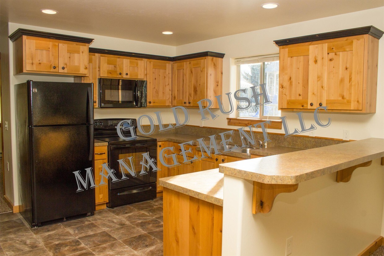 Primary Photo - 2575 Westwood Loop