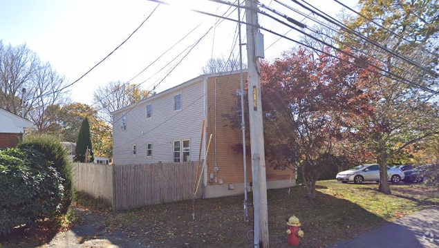Building Photo - 8A Forest St