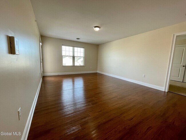 Building Photo - 60 Weibel Ave