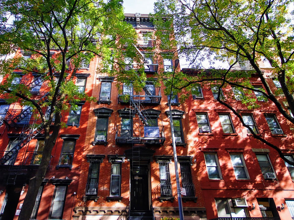 Foto principal - 417 East 9th Street