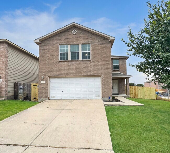 Foto del edificio - 8211 Heights Valley