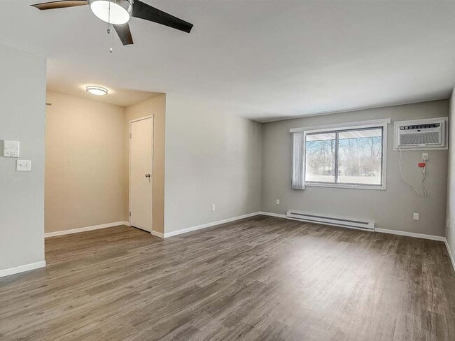 Foto del edificio - Roberts Manor Apartments