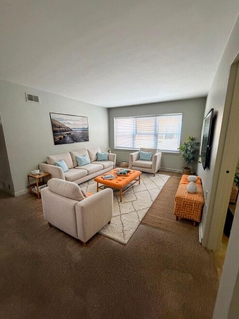 Building Photo - Rivendell Apartments