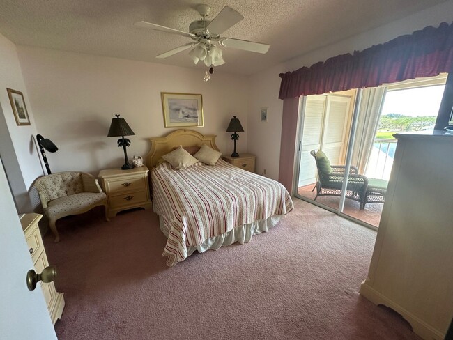 Building Photo - Furnished 2 Bedroom 2 Bath Condo in Grove ...