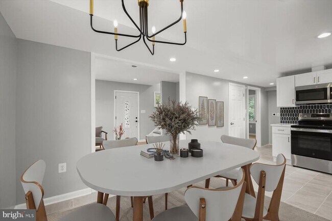 Foto del edificio - 2917 E Lee Ave