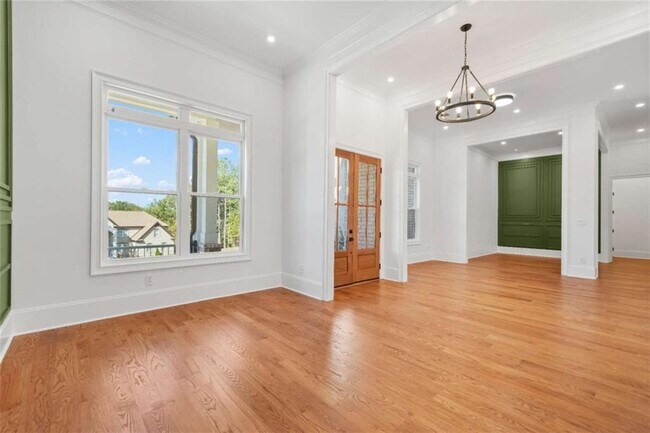 Foto del edificio - 1525 Tapestry Ridge SE