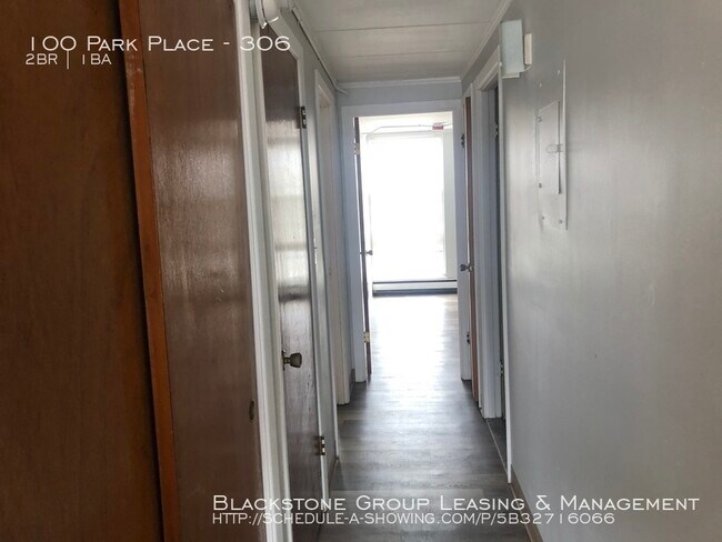 Building Photo - 100 Park Place