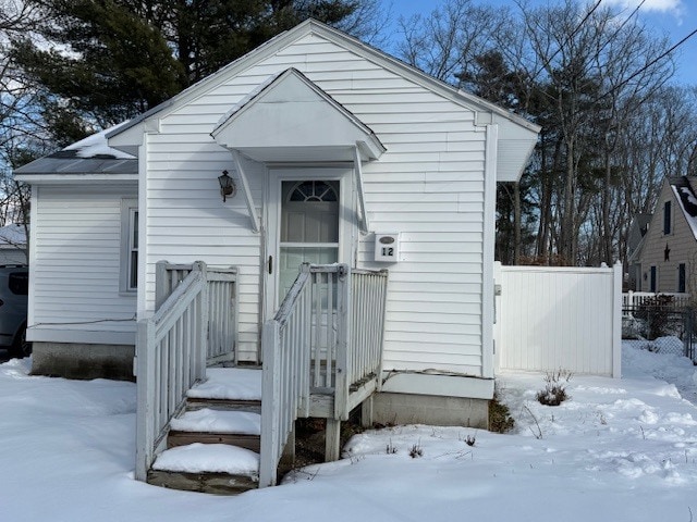 Building Photo - 12 Pine Ln