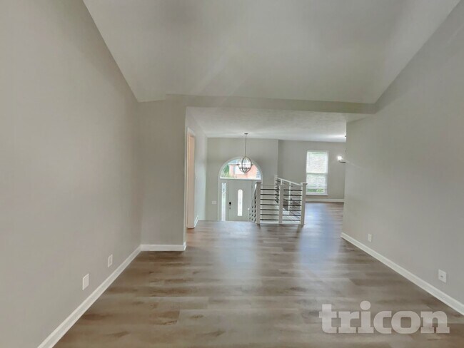 Foto del edificio - 104 Edgewater Ct