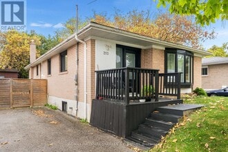 Building Photo - 213 Patterson St