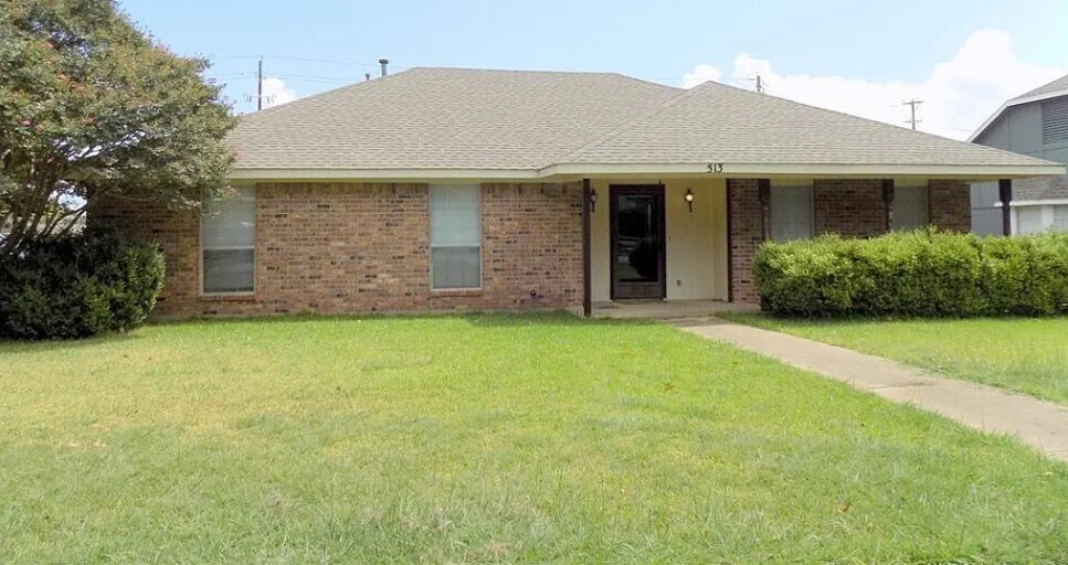 Foto principal - 513 Woodhollow Dr