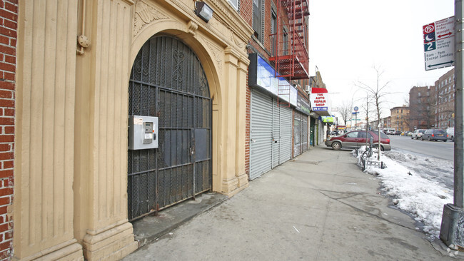 Frontage - 866 Coney Island Ave