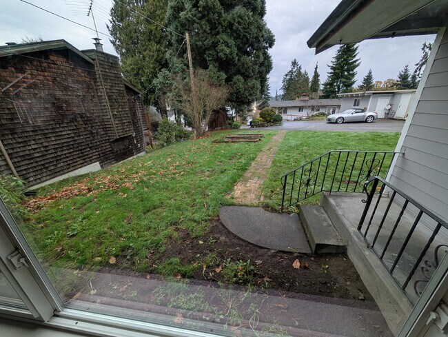 Foto del edificio - 10331 Wallingford Ave N