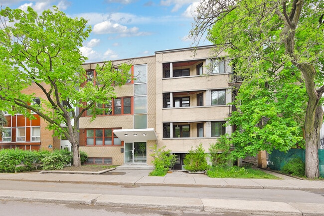 Photo du bâtiment - 1675 Rue Rachel E