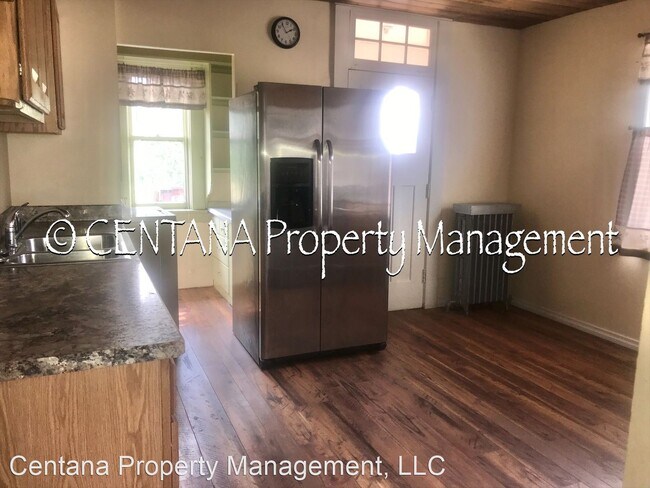 Building Photo - 3 br, 1 bath House - 1060 W Diamond