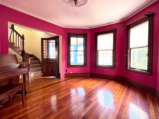 Sala de estar - 104 Hancock St