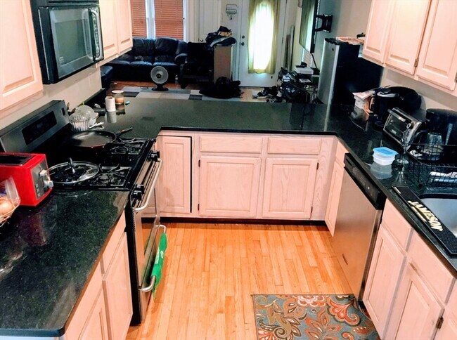 Foto del edificio - 6 Harleston St