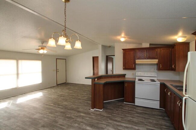 Foto del edificio - 2937 Claysville Rd