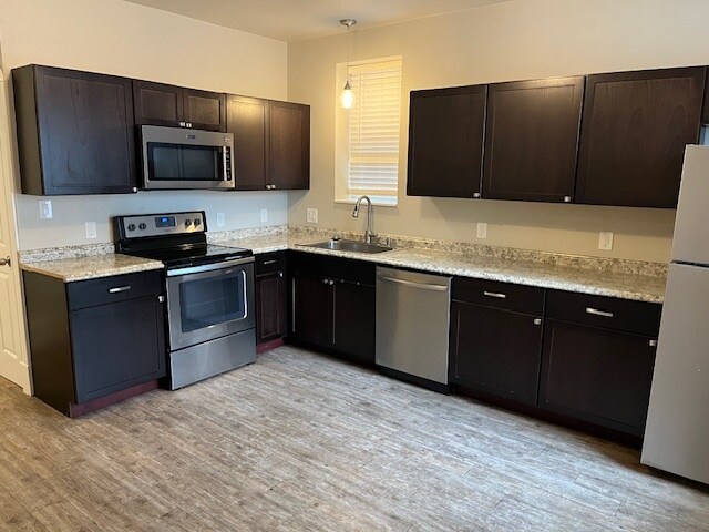 Foto del edificio - 3460 Giles Ave