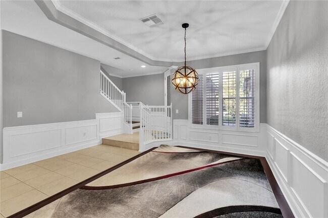 Foto del edificio - 8346 Riverdale Ln