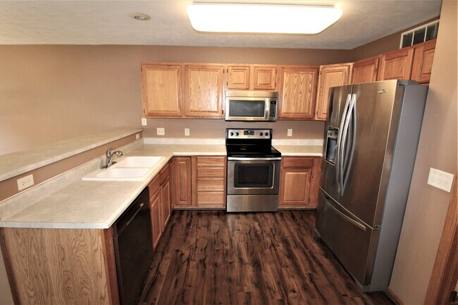 Foto del edificio - 8828 Sicily Ln