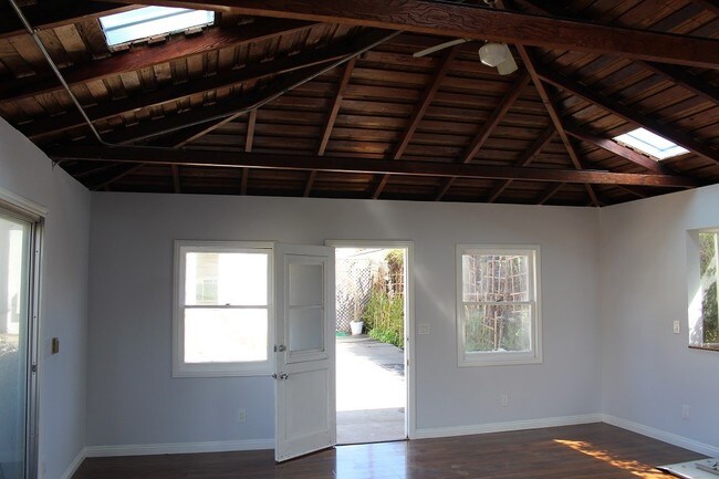 Foto del edificio - 932 Stanford St