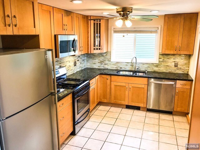 Foto del edificio - 28 Cooper St