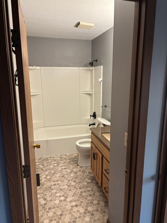 Foto del edificio - 6105 W Bakker Park Dr