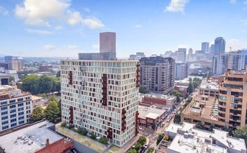 Building Photo - 937 NW Glisan St