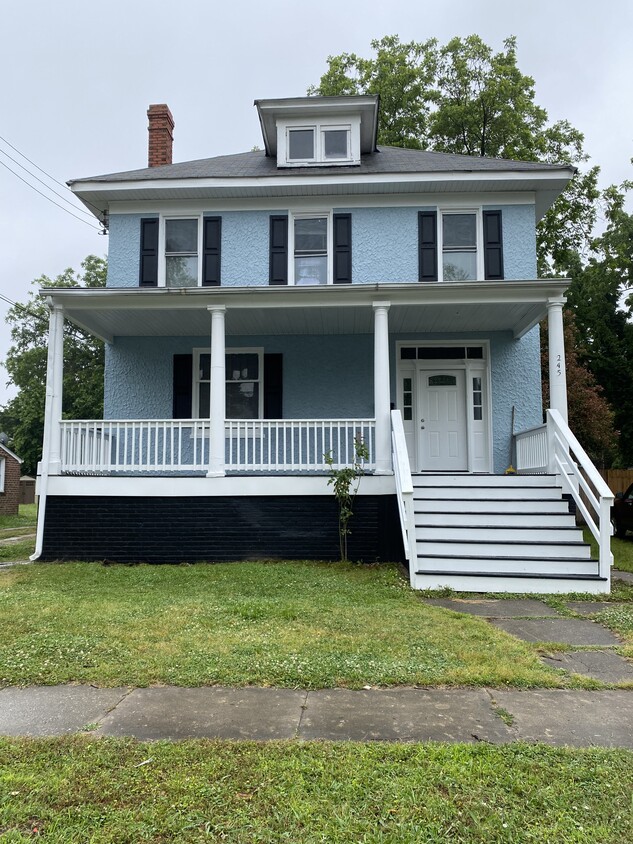 245 Chapel St Hampton VA 23669 House Rental In Hampton VA   245 Chapel St Hampton Va Primary Photo 