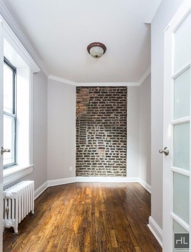 Foto del edificio - AMAZING ONE BEDROOM APARTMENT!! AMAZING DE...