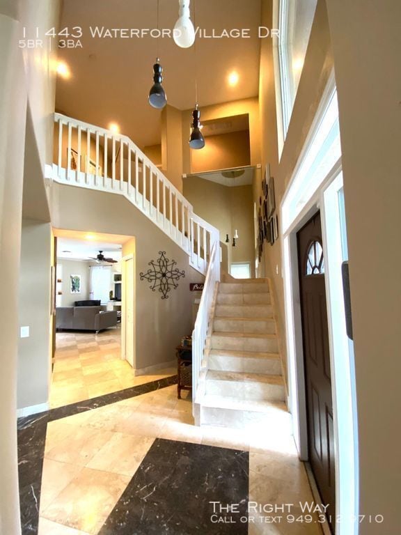 Building Photo - 11443 Waterford Village Dr