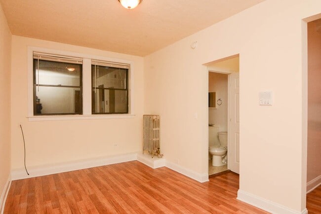 Building Photo - 1742 N Humboldt Blvd