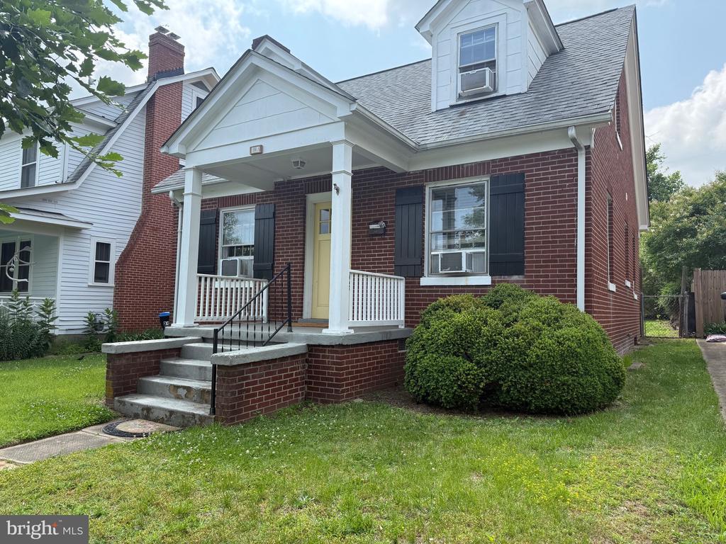 Foto principal - 814 Brompton St