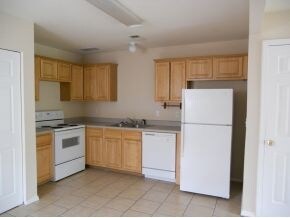 Cocina - 35A-35B N Lakeshore