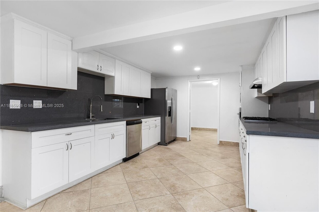 Foto principal - 8645 SW 128th St