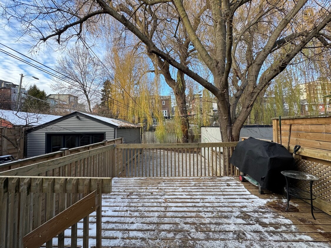 Primary Photo - 310 Riverdale Av