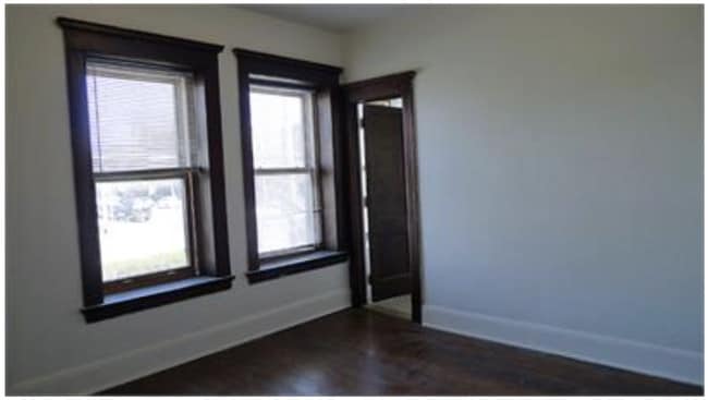 Building Photo - 4709 2nd Ave