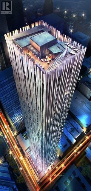 Building Photo - 1 Yorkville Ave