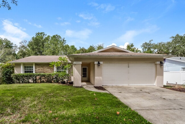 Building Photo - 996 Papaya Ln
