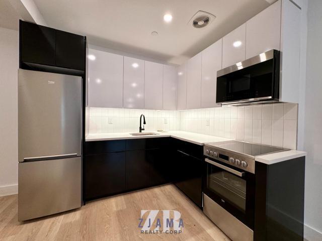 Foto principal - 1 bedroom in Brooklyn NY 11225