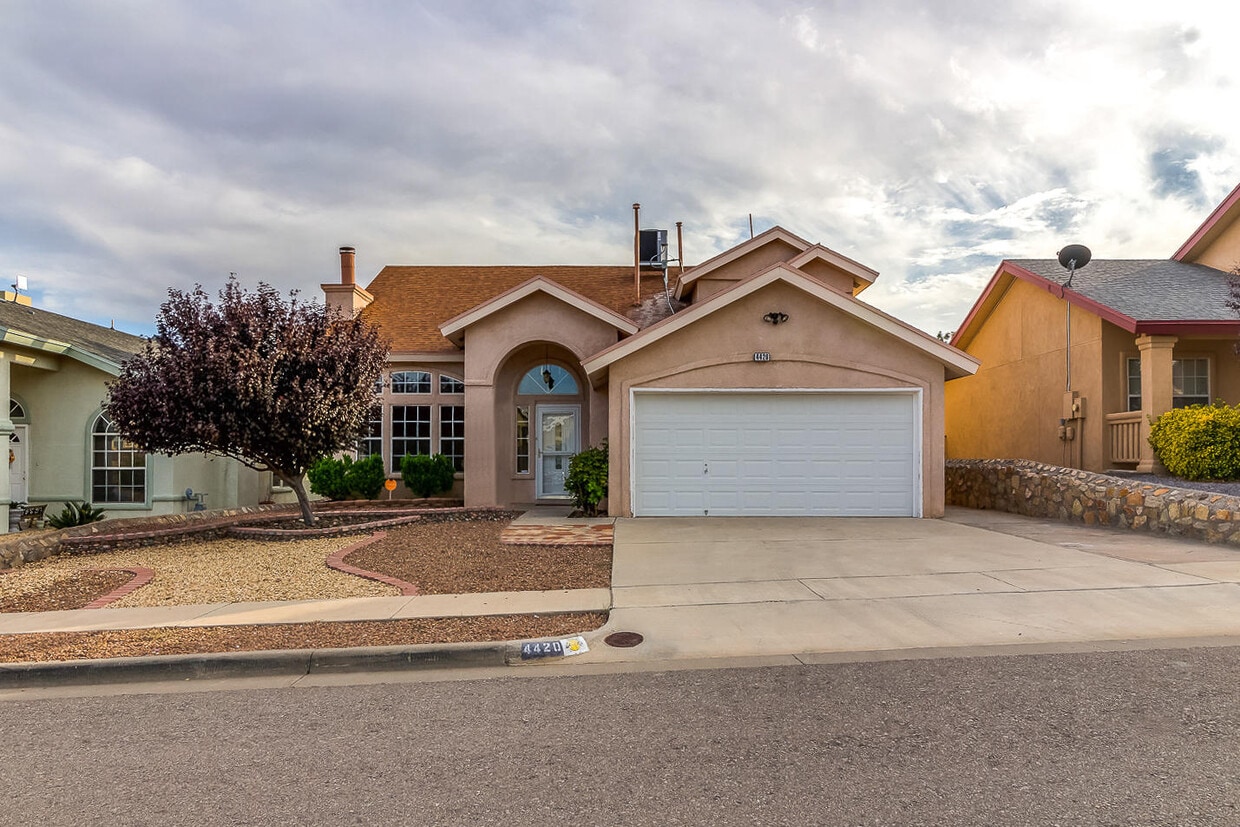 4420 Loma Clara Ct, El Paso, TX 79934 House for Rent in El Paso, TX