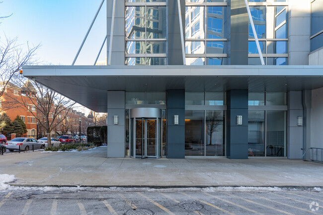 Foto del edificio - Museum Park Place & Harbor View