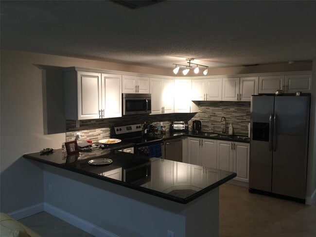 Building Photo - 22065 Las Brisas Cir