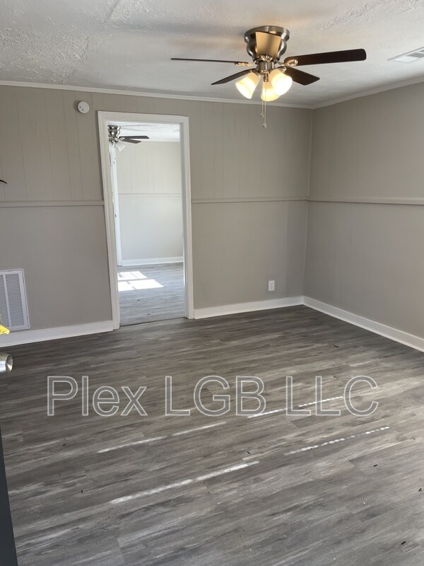 Foto del edificio - 112 Oak Ln