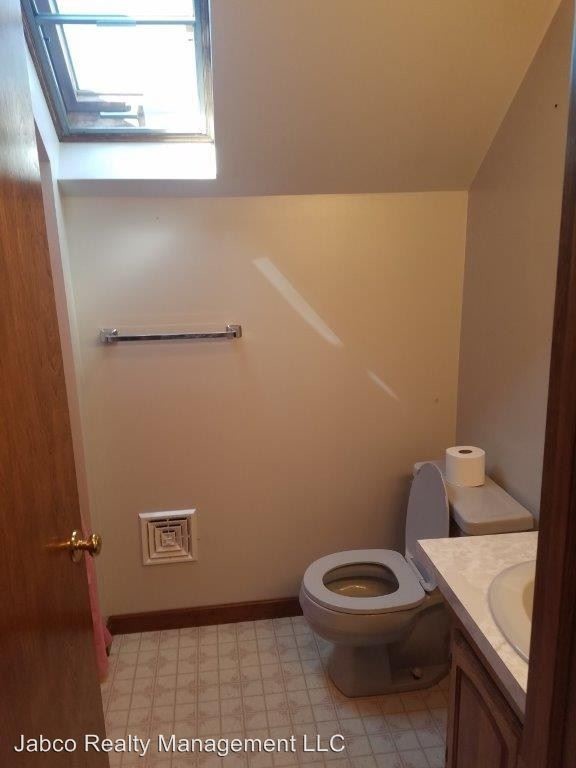 Building Photo - 4 br, 2 bath House - 227 Dunkle Road