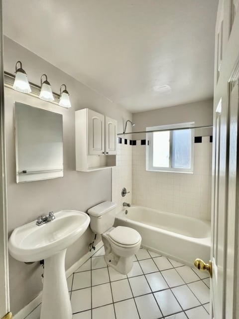 Building Photo - 68 Sherman St