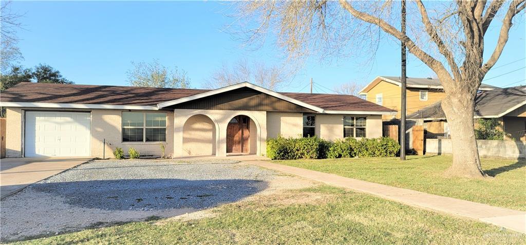Foto principal - 1927 W Owassa Rd