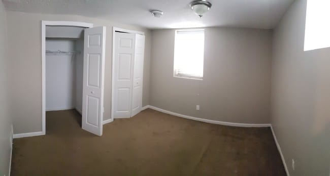 bedroom 3 - 4242 S 15th Ave