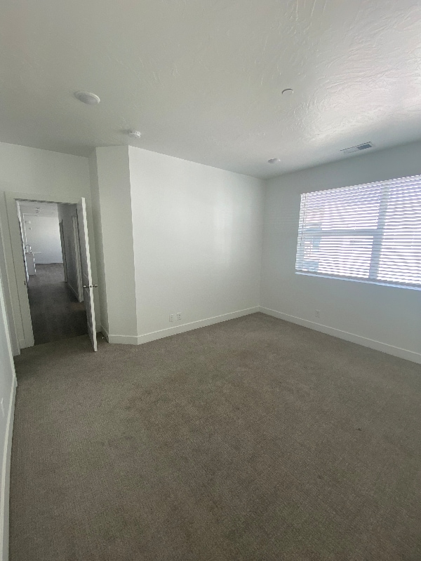 Foto del edificio - 5801 S Garnet Dr